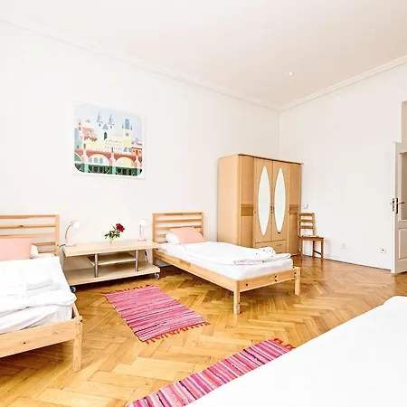 Chill Hill Apartman *